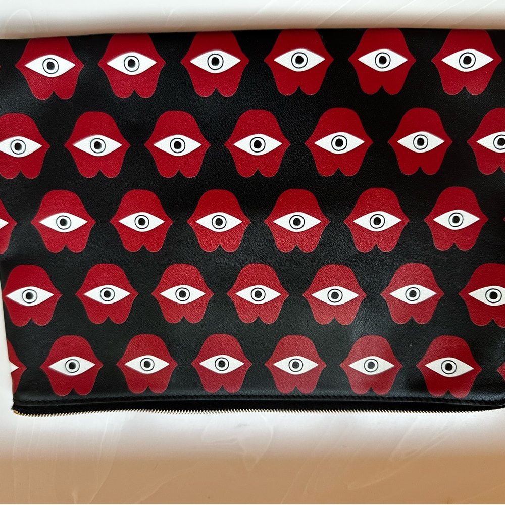 Celine Black and Red Lip Clutch - Picture 5 of 5